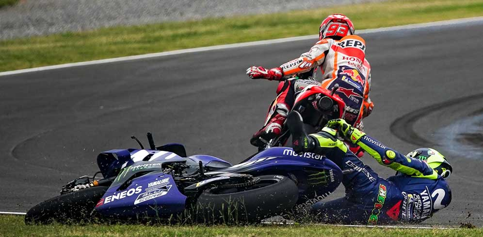 Marquez Memang Agresif, Tapi Rossi Juga Berlebihan